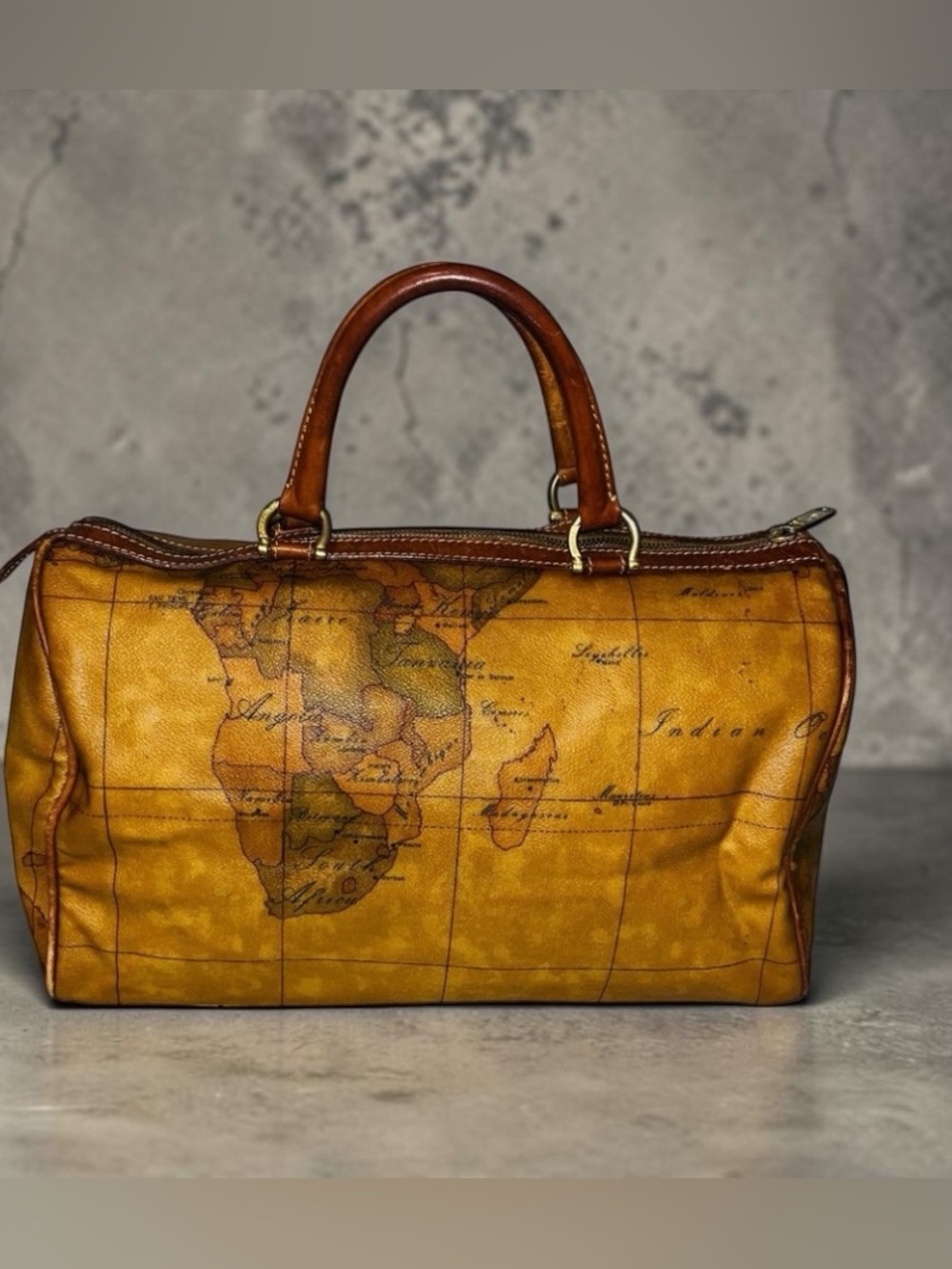 Alviero Martini World Map Boston Bag - Picture 8 of 15